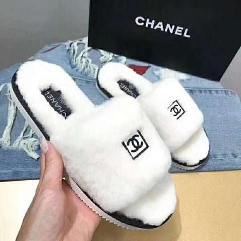 CC slippers