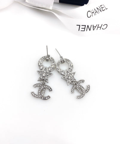 C h earrings