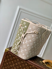 L v monogram 31.0 x 28.0 x 14.0