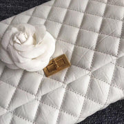 Chanel 25cm clutch