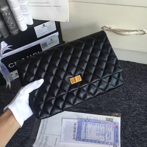 Chanel 25cm clutch