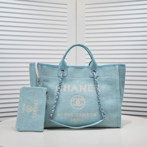 C h a n e l tote