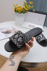 Gucci slides