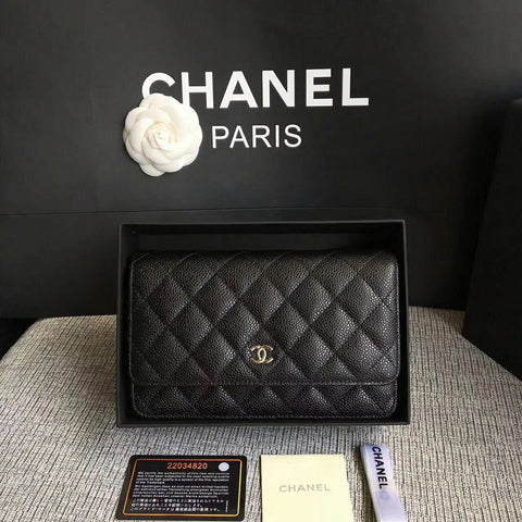 Chanel 19x12 cm