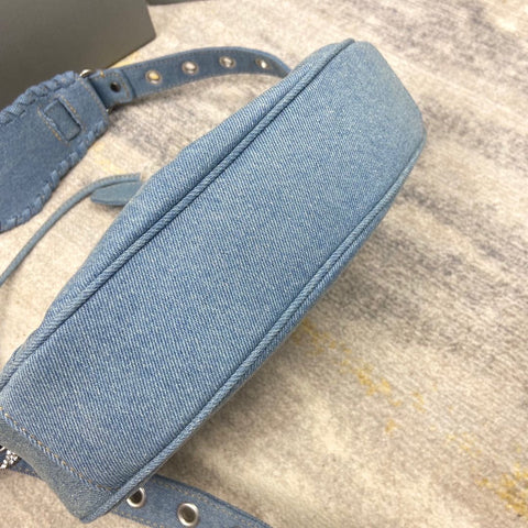 B a l e n c i a g a denim 26cm