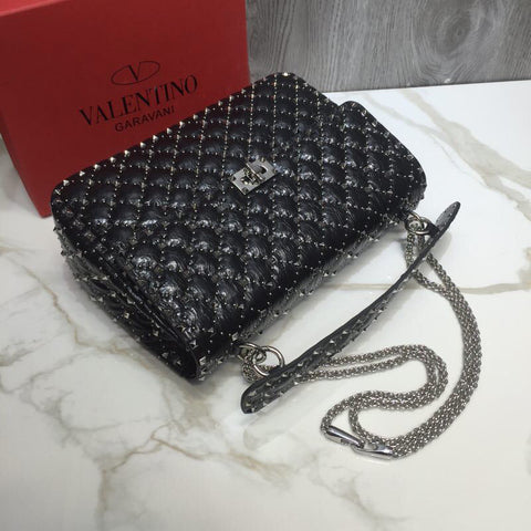 Valentino Rockstud