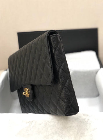 Chanel clutch black