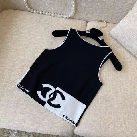 Chanel crop top