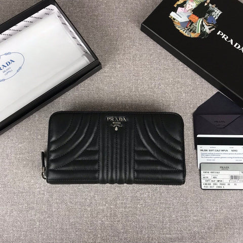 P wallet