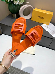 F e n d i new slides