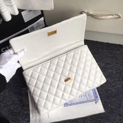 Chanel 25cm clutch