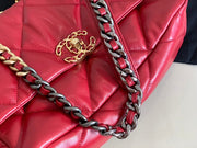 C red handbag