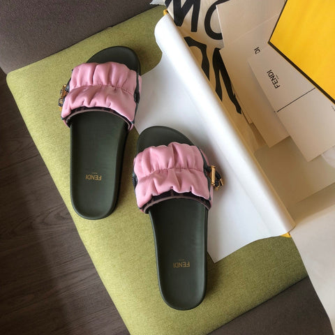 F e n d I new slides