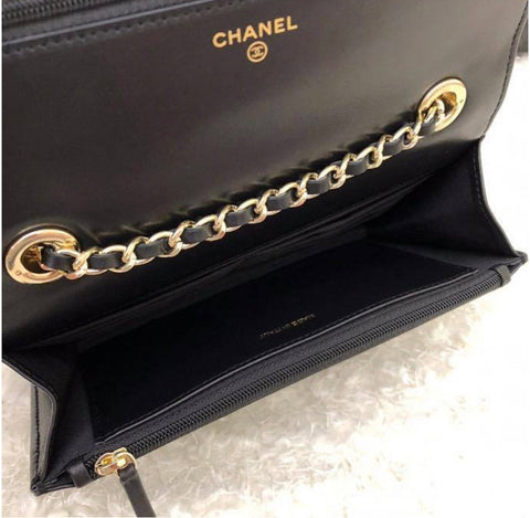 Chanel 19 cm