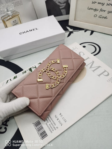 Chanel 19cm