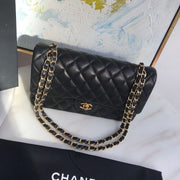 C hanel classic black