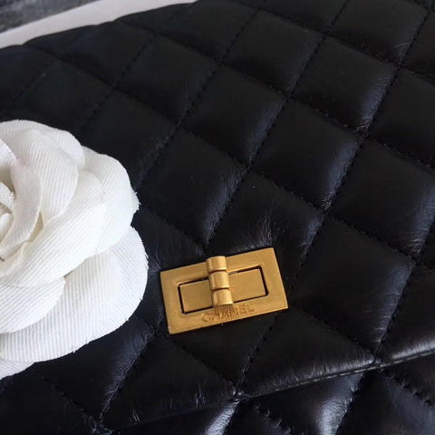 Chanel 25cm clutch