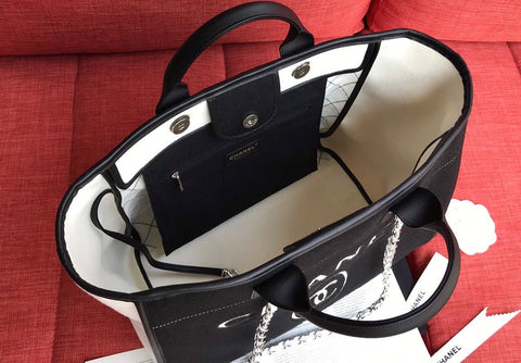 Cc tote black and white