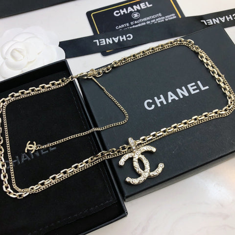 C h a n e l necklace