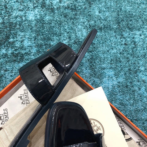 Hermès slides