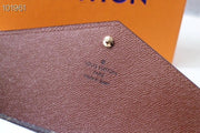 Botton wallet