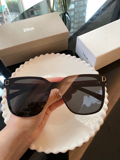 D I o r sunglasses