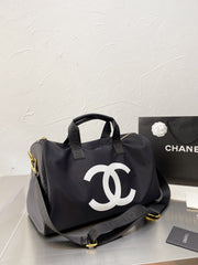 C h  duffle  Size:44*25