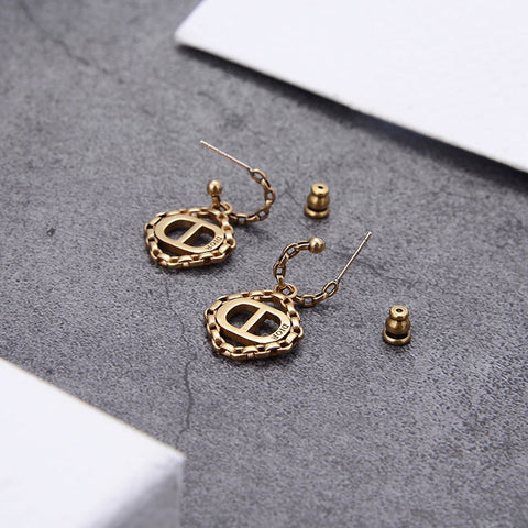 D i o r earrings