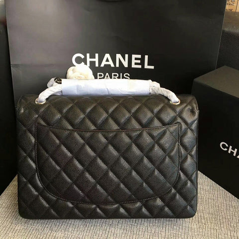 Chanel caviar jumbo max 33cm