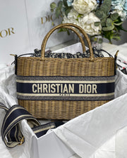 D I o r wicker 28*21*12 cm