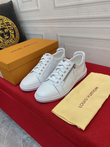 Lv sneakers white