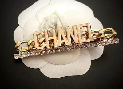 C h a n e l hair clip