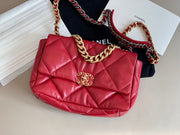 C red handbag