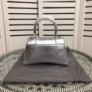 B hourglass silver 23cm handbag