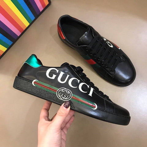 Gucci black