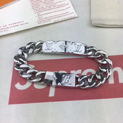 L v bracelet