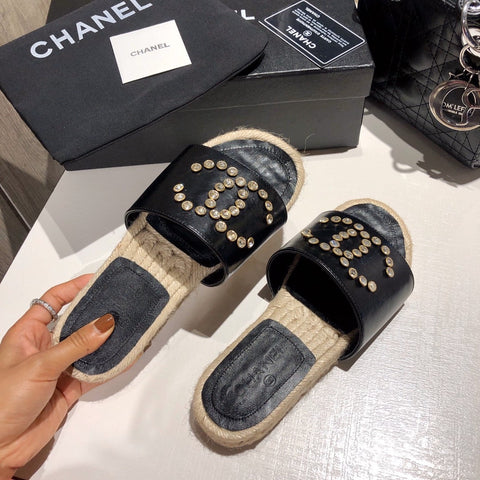 Chanel slides