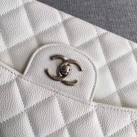 Chanel caviar white 30cm