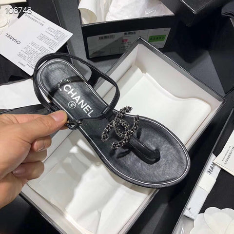 Chanel slides 2 colors