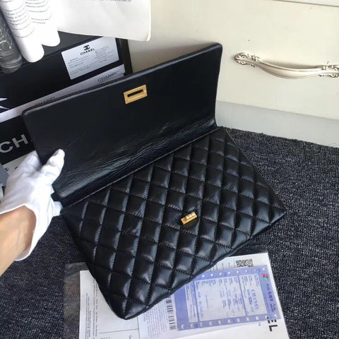 Chanel 25cm clutch