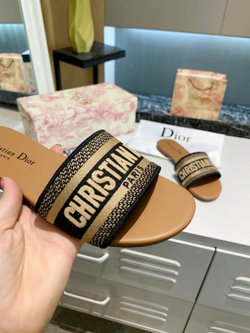 Dior slides