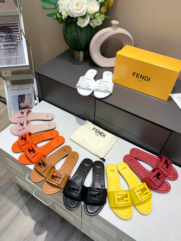 F e n d i new slides